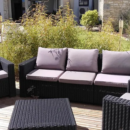 Havre De Paix, De Charme Avec Jardin, Terrasse Ensoleillée Et Piscine Privée *