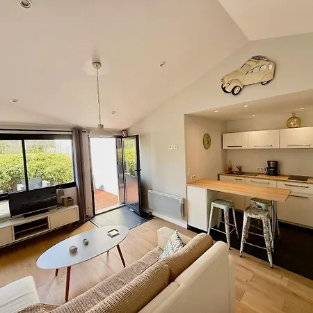 Apartamento Havre De Paix, De Charme Avec Jardin, Terrasse Ensoleillée Et Piscine Privée